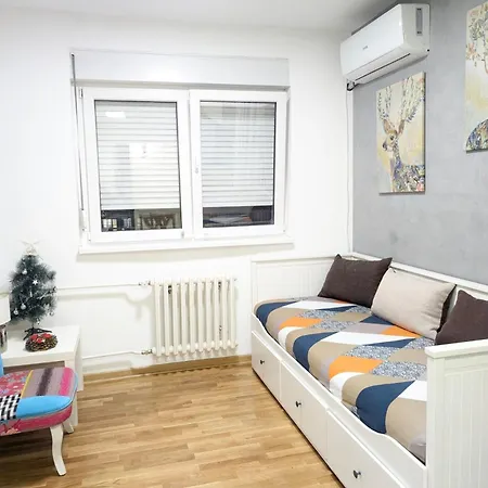 Stellas And Mamas Belgrade Waterfront * Sajmiste